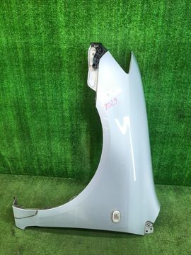 КРЫЛО НА TOYOTA COROLLA FIELDER ZZE122G