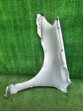 КРЫЛО НА TOYOTA COROLLA NZE121