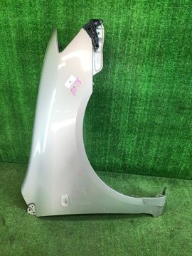 КРЫЛО НА TOYOTA COROLLA NZE121