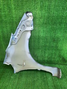 КРЫЛО НА TOYOTA PRIUS NHW20