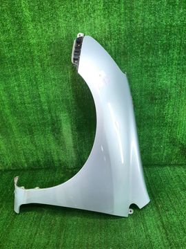 КРЫЛО НА HONDA STREAM RN1