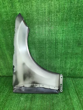 КРЫЛО НА MERCEDES-BENZ C200 W204