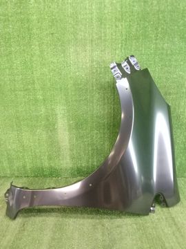 КРЫЛО НА TOYOTA AQUA NHP10