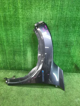 КРЫЛО НА HONDA VEZEL RU4