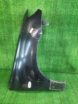 КРЫЛО НА MITSUBISHI AIRTREK CU2W