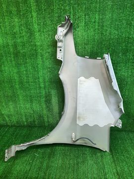 КРЫЛО НА NISSAN SERENA PC24