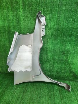 КРЫЛО НА NISSAN SERENA PC24