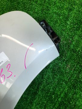 КРЫЛО НА MITSUBISHI GRANDIS NA4W