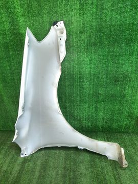 КРЫЛО НА TOYOTA COROLLA NZE121