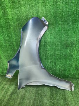 КРЫЛО НА MITSUBISHI GRANDIS NA4W