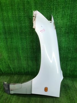 КРЫЛО НА TOYOTA HARRIER MCU10W