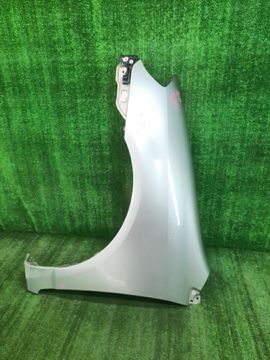 КРЫЛО НА TOYOTA COROLLA NZE121