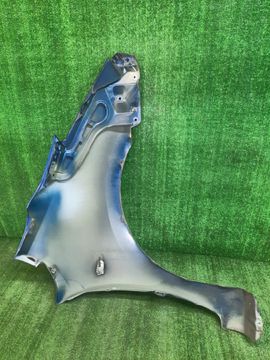 КРЫЛО НА TOYOTA PRIUS NHW20