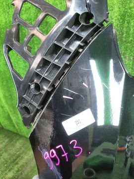 КРЫЛО НА TOYOTA AURIS NZE181H