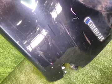 КРЫЛО НА TOYOTA AQUA NHP10