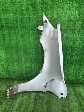 КРЫЛО НА MITSUBISHI LANCER CS2A