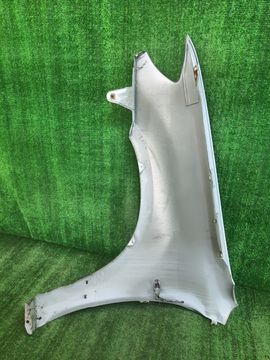 КРЫЛО НА MITSUBISHI AIRTREK CU2W