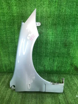 КРЫЛО НА MITSUBISHI LANCER CS5A