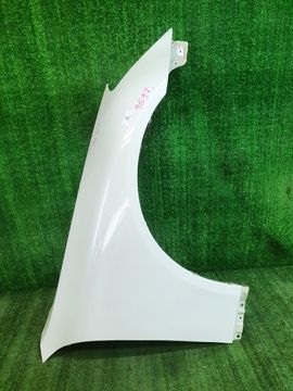 КРЫЛО НА NISSAN SKYLINE V35