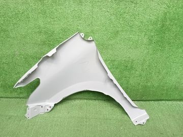 КРЫЛО НА TOYOTA SIENTA MXPL10G