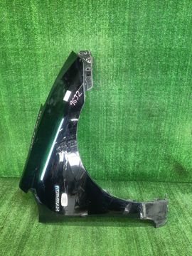 КРЫЛО НА TOYOTA PRIUS NHW20