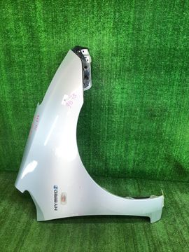 КРЫЛО НА TOYOTA PRIUS NHW20