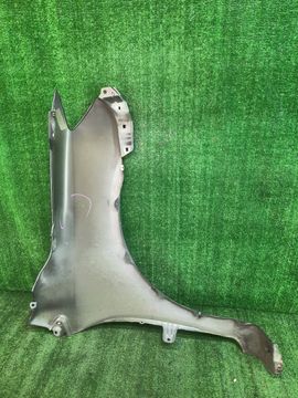 КРЫЛО НА TOYOTA COROLLA FIELDER ZRE142G