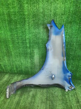 КРЫЛО НА MAZDA DEMIO DY3W