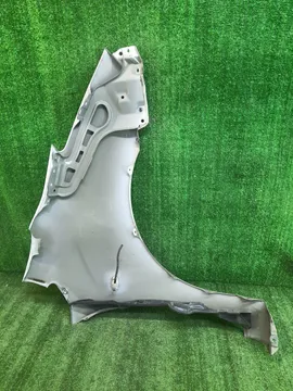 КРЫЛО НА TOYOTA PRIUS NHW20