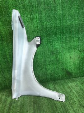 КРЫЛО НА VOLVO V50 MW43