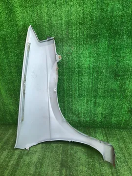 КРЫЛО НА MAZDA DEMIO DW3W