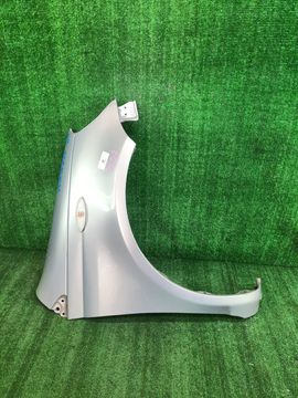 КРЫЛО НА TOYOTA VITZ NCP10