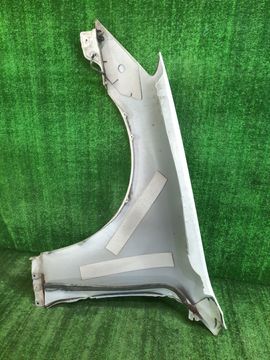 КРЫЛО НА NISSAN SKYLINE V35