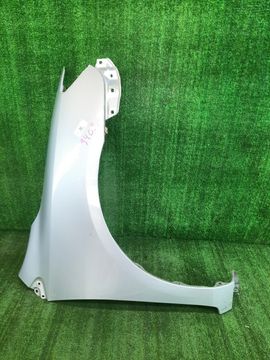 КРЫЛО НА TOYOTA COROLLA FIELDER ZRE142G