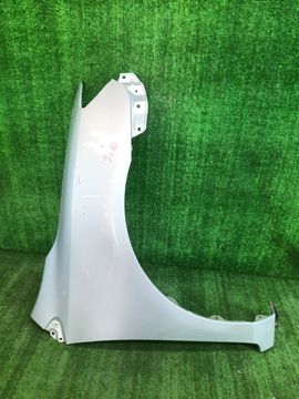 КРЫЛО НА TOYOTA COROLLA FIELDER ZRE144G