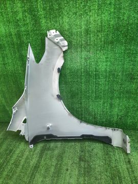 КРЫЛО НА MAZDA PREMACY CREW