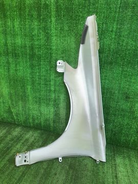 КРЫЛО НА VOLVO V50 MW43