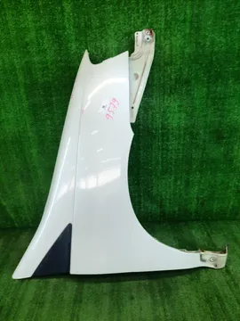 КРЫЛО НА NISSAN LIBERTY RM12