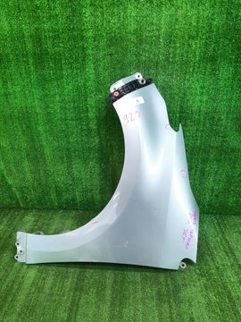 КРЫЛО НА TOYOTA YARIS MXPH10