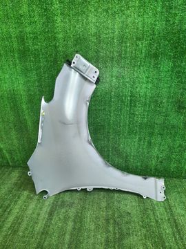 КРЫЛО НА TOYOTA YARIS MXPH10