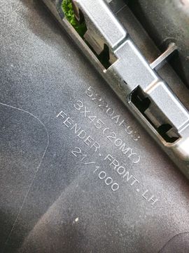 КРЫЛО НА MITSUBISHI ASX GA2W