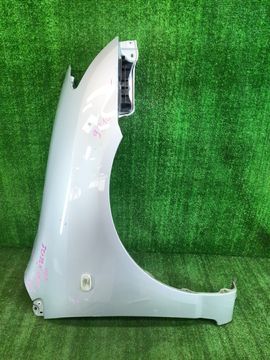 КРЫЛО НА TOYOTA ALLEX NZE121