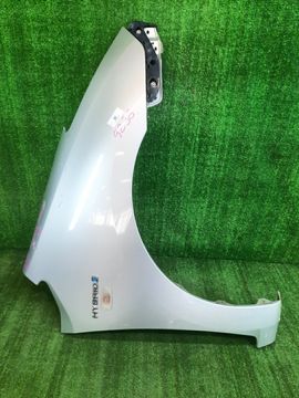 КРЫЛО НА TOYOTA PRIUS NHW20