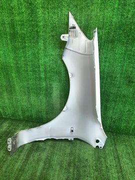 КРЫЛО НА MITSUBISHI LANCER CS5A