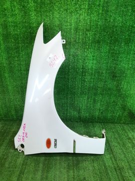 КРЫЛО НА MITSUBISHI LANCER CS2V