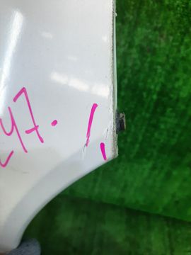 КРЫЛО НА MITSUBISHI LANCER CS2V