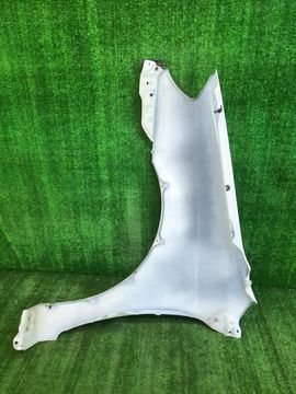 КРЫЛО НА TOYOTA COROLLA FIELDER NZE121G