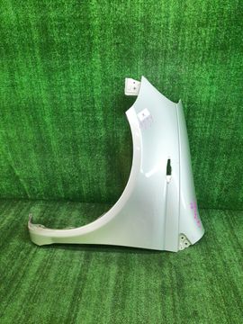 КРЫЛО НА TOYOTA VITZ NCP10