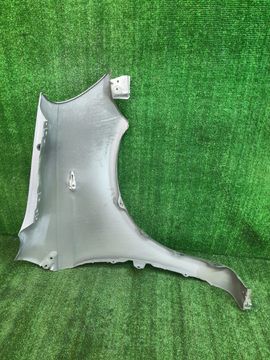 КРЫЛО НА TOYOTA VITZ NCP10