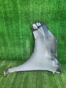 КРЫЛО НА TOYOTA RUSH J210E